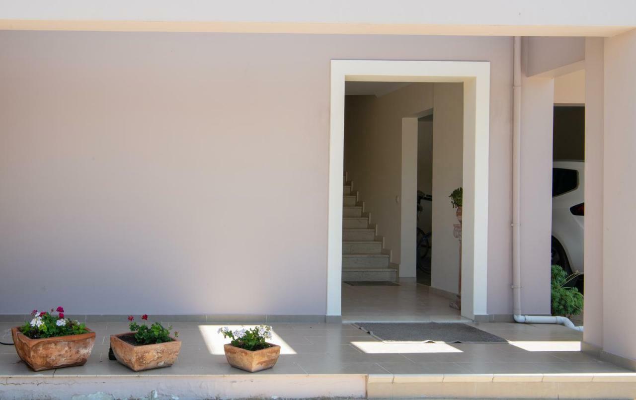Irida Apartment Lefkada City Ngoại thất bức ảnh